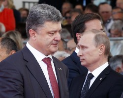 Путин обсудил с Порошенко мирное урегулирование Путин обсудил с Порошенко мирное урегулирование